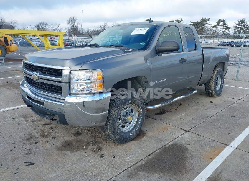 Photo 2 of 2007 Chevrolet Silverado 2500HD LT1 (VIN 1GCHK29K27E522123)