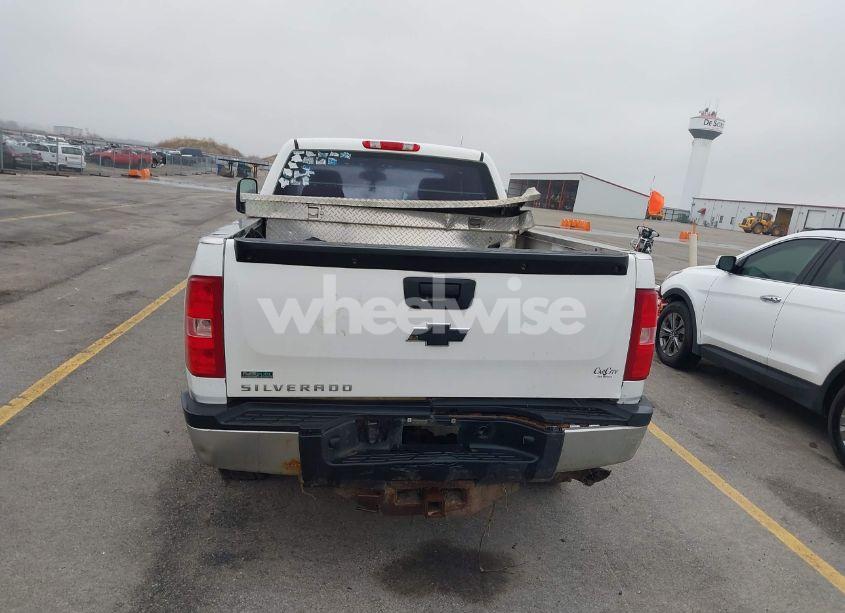 Photo 16 of 2008 Chevrolet Silverado 2500HD WORK TRUCK (VIN 1GCHK29K38E182871)