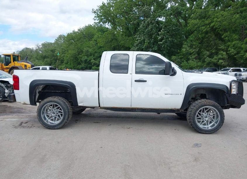 Photo 13 of 2008 Chevrolet Silverado 2500HD WORK TRUCK (VIN 1GCHK29K68E197171)