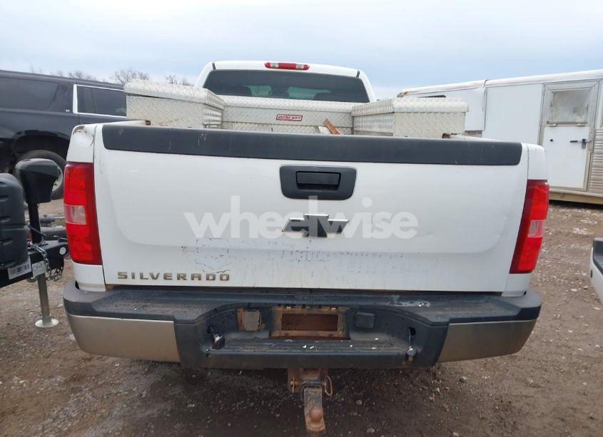 Photo 16 of 2008 Chevrolet Silverado 2500HD WORK TRUCK (VIN 1GCHK29K98E172362)