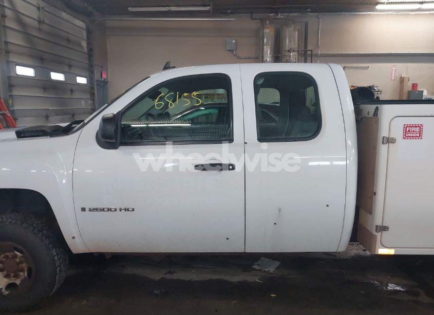 Photo 14 of 2008 Chevrolet Silverado 2500HD WORK TRUCK (VIN 1GCHK29K98E181238)