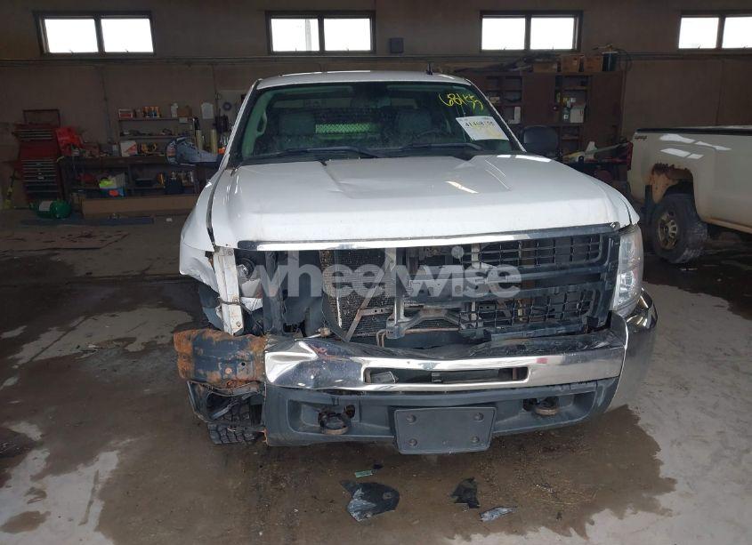 Photo 6 of 2008 Chevrolet Silverado 2500HD WORK TRUCK (VIN 1GCHK29K98E181238)