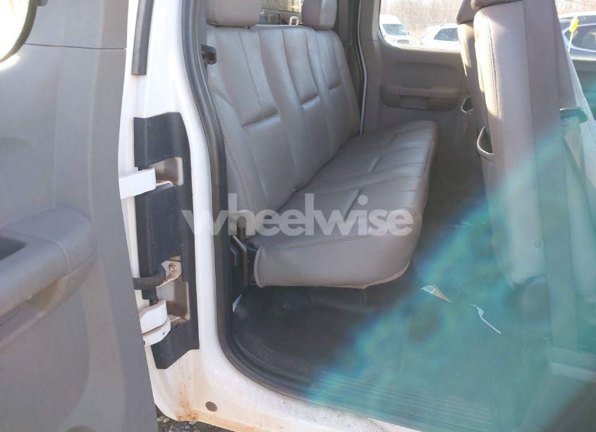 Photo 8 of 2008 Chevrolet Silverado 2500HD WORK TRUCK (VIN 1GCHK29K98E181238)