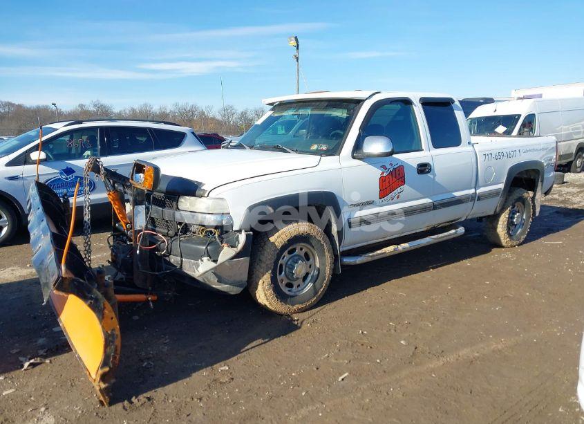 Photo 2 of 2001 Chevrolet Silverado 2500HD LS (VIN 1GCHK29U01E270784)
