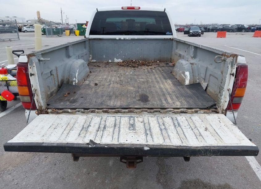 Photo 14 of 2002 Chevrolet Silverado 2500HD (VIN 1GCHK29U02E162280)