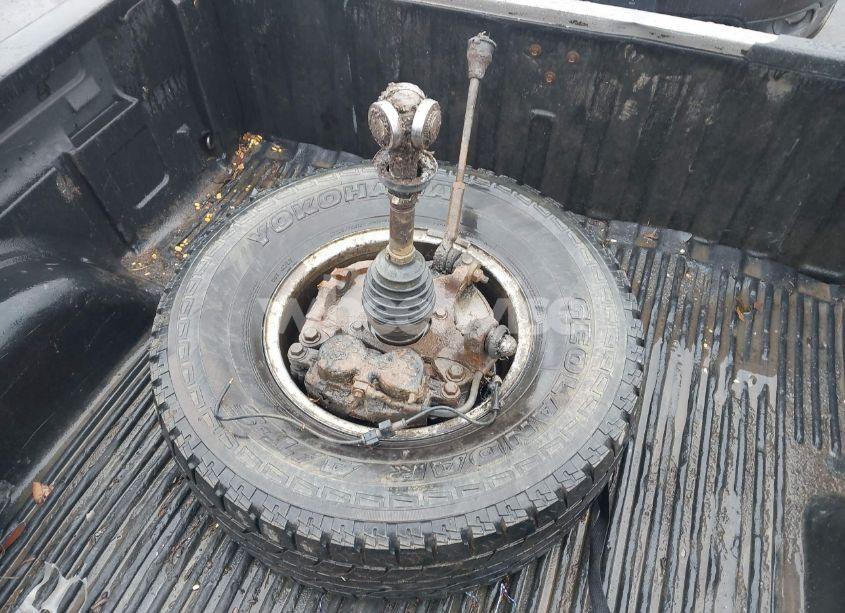 Photo 12 of 2002 Chevrolet Silverado 2500HD LS (VIN 1GCHK29U02E166989)