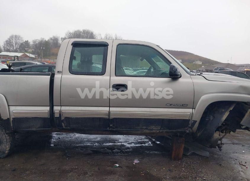 Photo 14 of 2002 Chevrolet Silverado 2500HD LS (VIN 1GCHK29U02E166989)