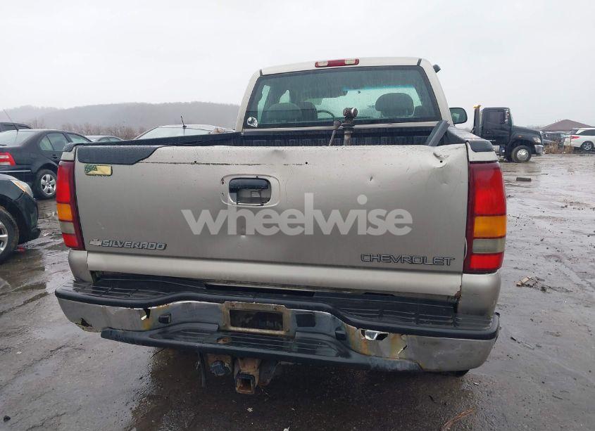 Photo 17 of 2002 Chevrolet Silverado 2500HD LS (VIN 1GCHK29U02E166989)