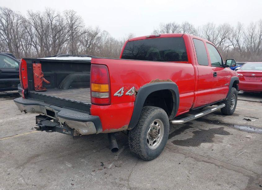 Photo 4 of 2002 Chevrolet Silverado 2500HD (VIN 1GCHK29U02E278367)