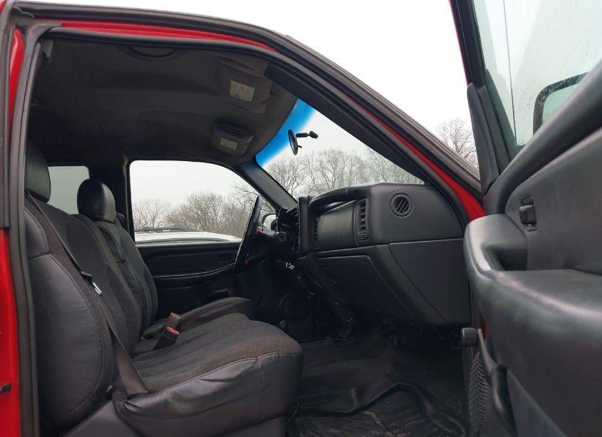 Photo 5 of 2002 Chevrolet Silverado 2500HD (VIN 1GCHK29U02E278367)