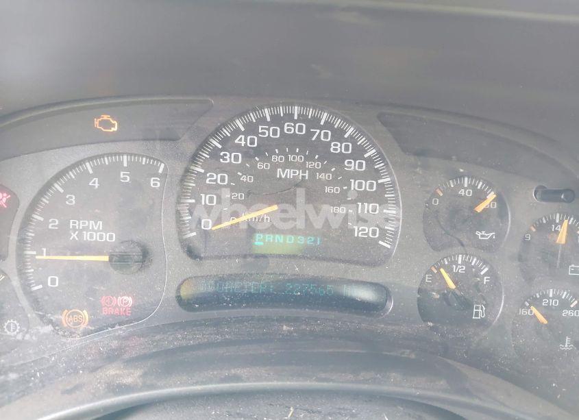 Photo 16 of 2004 Chevrolet Silverado 2500HD LS (VIN 1GCHK29U04E108433)