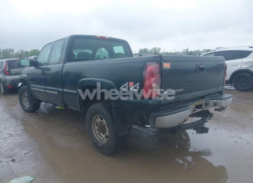 Photo 3 of 2004 Chevrolet Silverado 2500HD LS (VIN 1GCHK29U04E108433)
