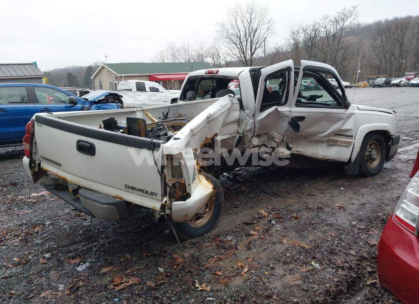 Photo 4 of 2004 Chevrolet Silverado 2500HD LS (VIN 1GCHK29U04E110022)