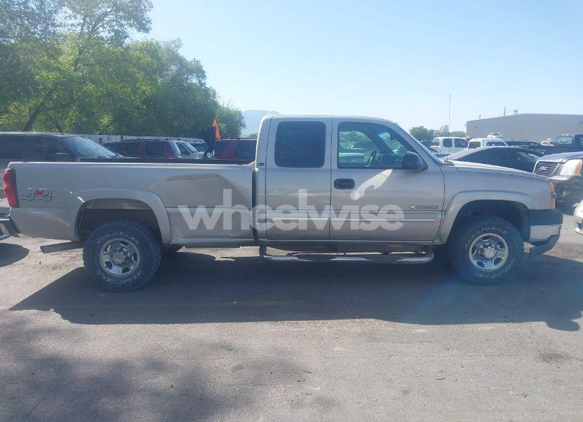 Photo 13 of 2004 Chevrolet Silverado 2500HD LS (VIN 1GCHK29U04E120100)