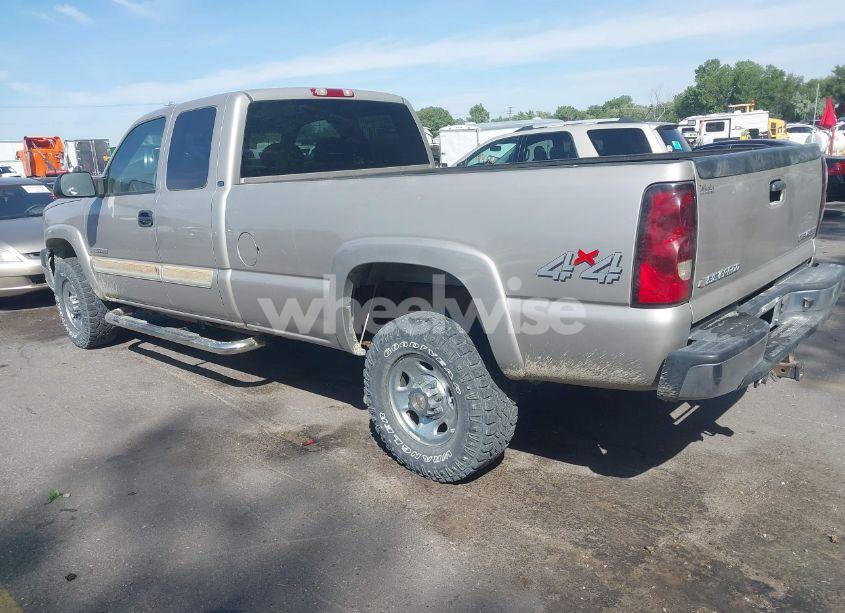 Photo 3 of 2004 Chevrolet Silverado 2500HD LS (VIN 1GCHK29U04E120100)