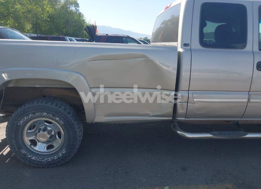 Photo 6 of 2004 Chevrolet Silverado 2500HD LS (VIN 1GCHK29U04E120100)