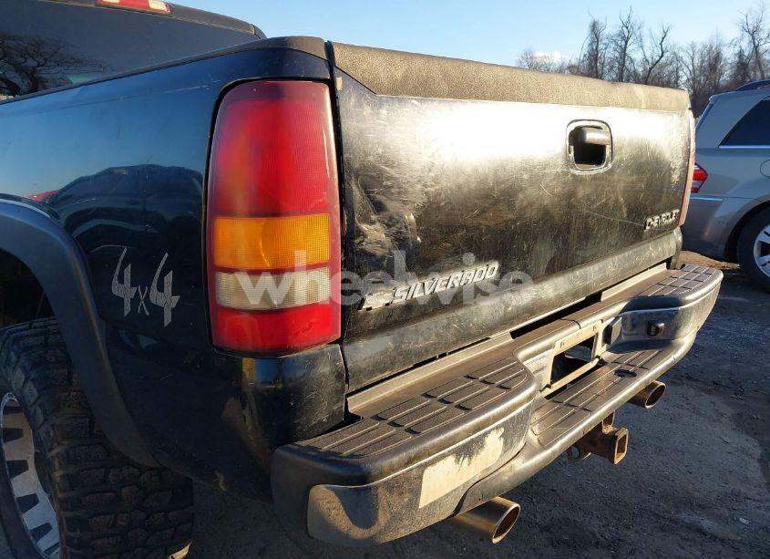 Photo 14 of 2002 Chevrolet Silverado 2500HD LT (VIN 1GCHK29U12E295582)