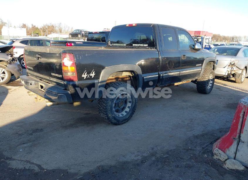 Photo 4 of 2002 Chevrolet Silverado 2500HD LT (VIN 1GCHK29U12E295582)