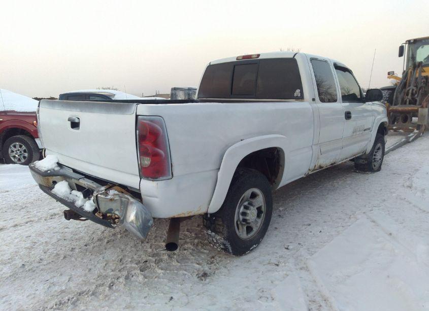 Photo 4 of 2005 Chevrolet Silverado 2500HD LS (VIN 1GCHK29U15E167430)