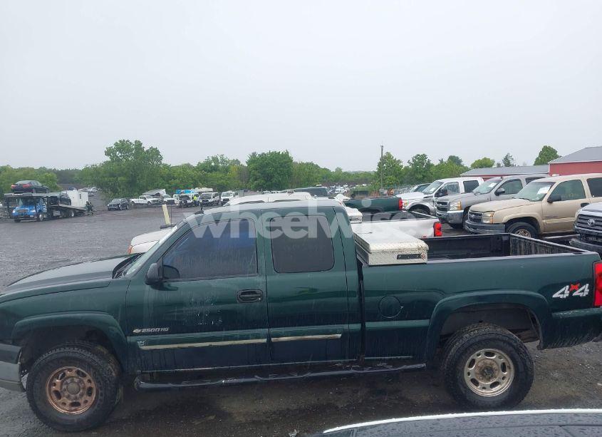 Photo 14 of 2005 Chevrolet Silverado 2500HD LT (VIN 1GCHK29U15E309839)