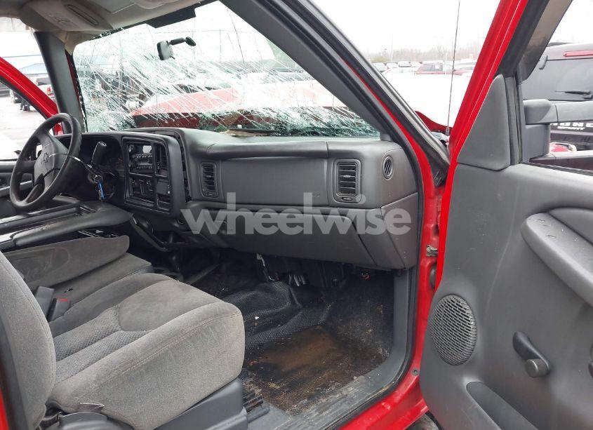 Photo 5 of 2007 Chevrolet Silverado 2500HD CLASSIC WORK TRUCK (VIN 1GCHK29U17E196722)