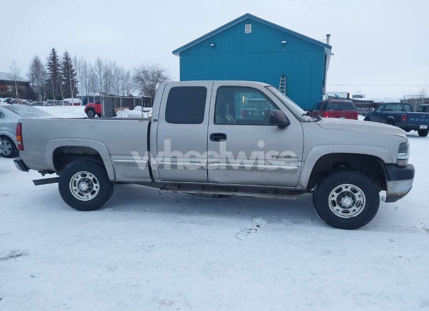 Photo 13 of 2002 Chevrolet Silverado 2500HD LT (VIN 1GCHK29U22E119558)