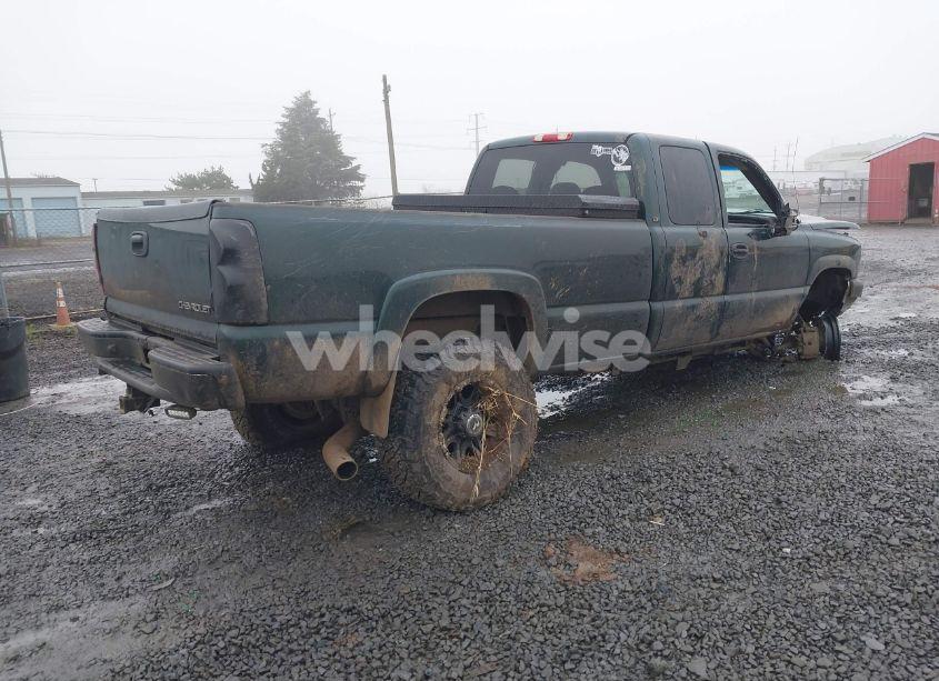 Photo 4 of 2003 Chevrolet Silverado 2500HD LT (VIN 1GCHK29U23E244349)
