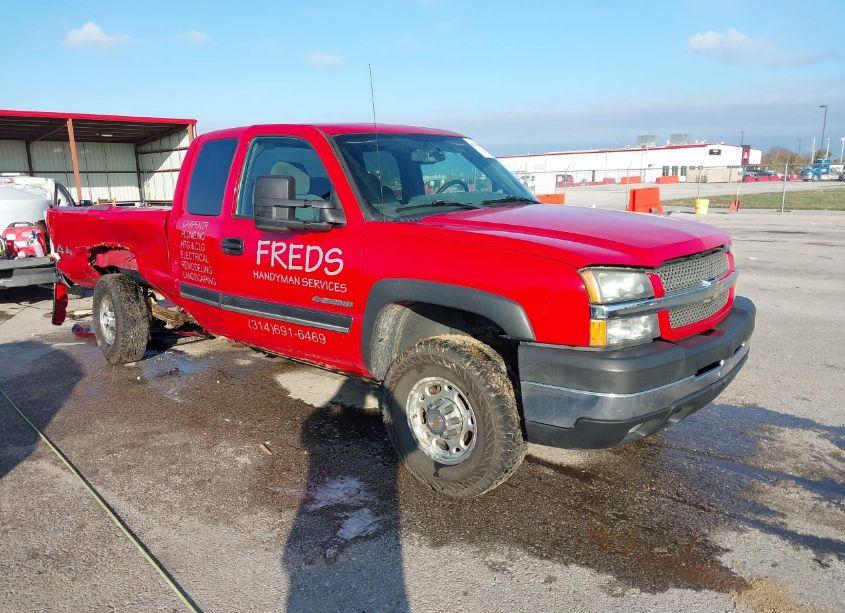 2004 Chevrolet Silverado 2500HD LS (VIN 1GCHK29U24E122026) main photo