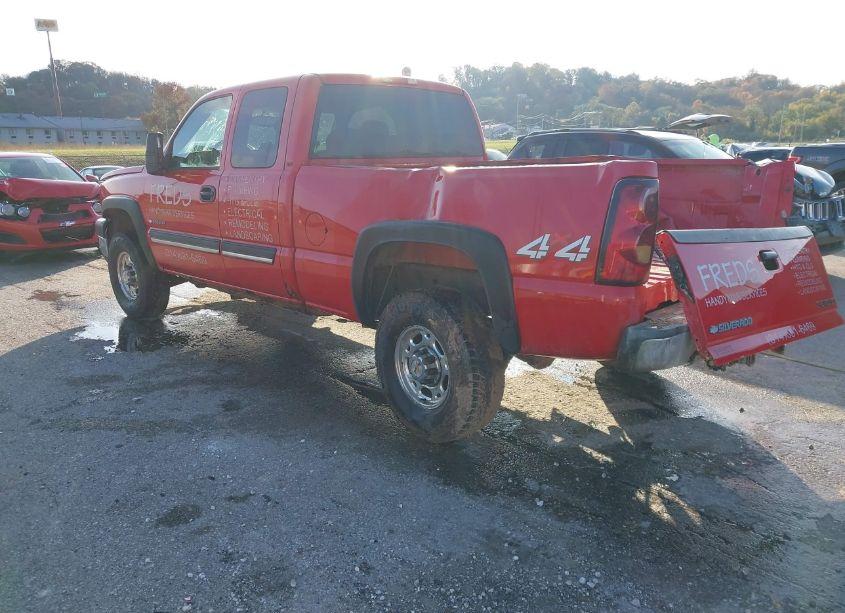 Photo 3 of 2004 Chevrolet Silverado 2500HD LS (VIN 1GCHK29U24E122026)