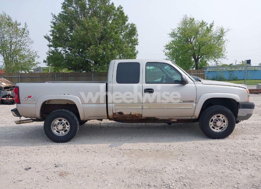 Photo 13 of 2004 Chevrolet Silverado 2500HD LS (VIN 1GCHK29U24E178578)