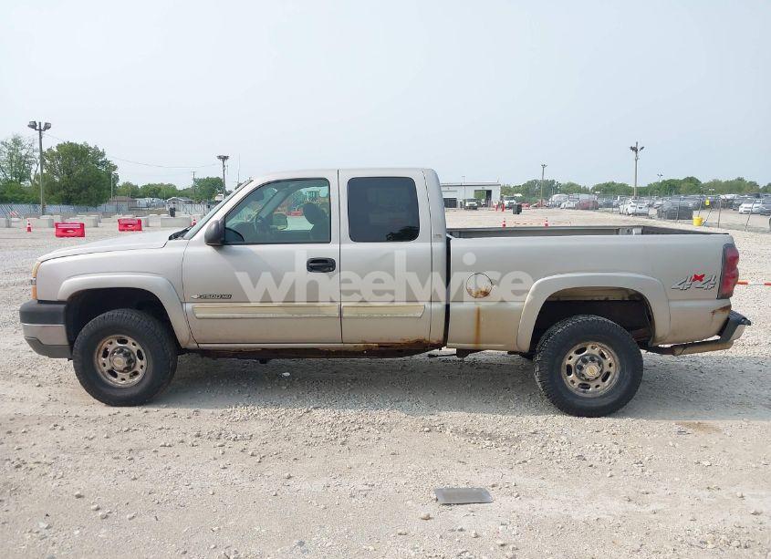 Photo 14 of 2004 Chevrolet Silverado 2500HD LS (VIN 1GCHK29U24E178578)