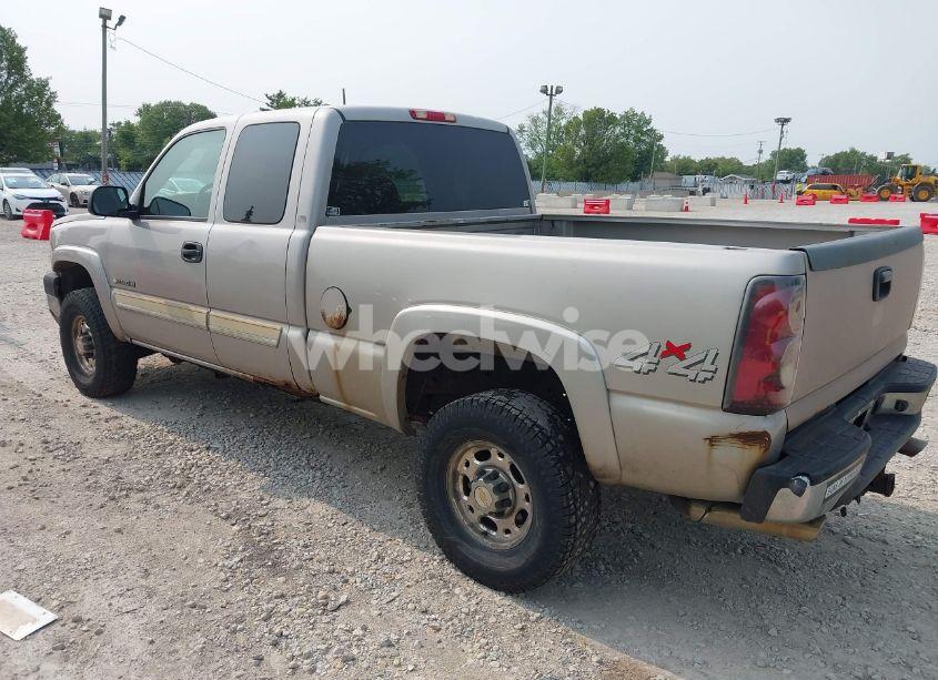 Photo 3 of 2004 Chevrolet Silverado 2500HD LS (VIN 1GCHK29U24E178578)