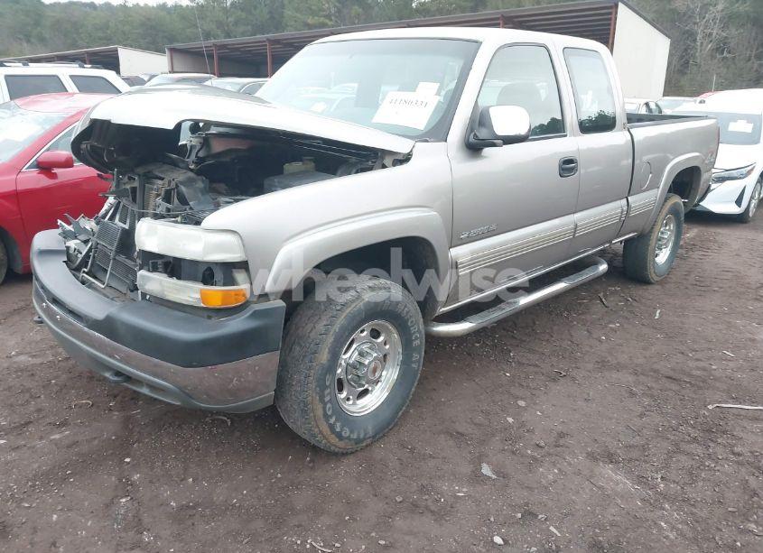 Photo 2 of 2002 Chevrolet Silverado 2500HD LS (VIN 1GCHK29U32Z119545)