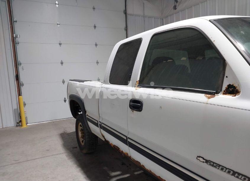 Photo 13 of 2002 Chevrolet Silverado 2500HD LS (VIN 1GCHK29U32Z271616)