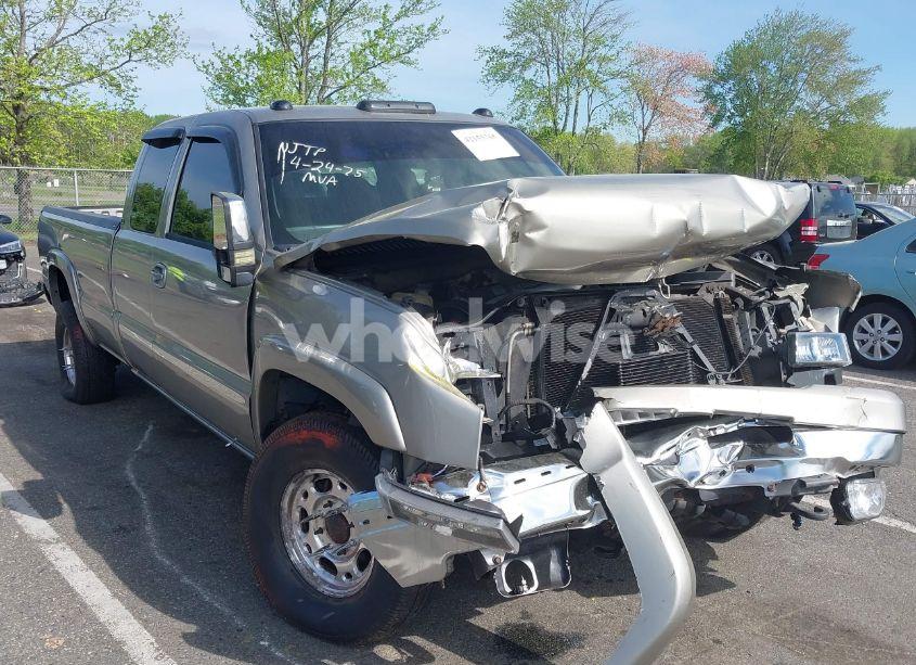 2003 Chevrolet Silverado 2500HD LS (VIN 1GCHK29U33E149296) main photo