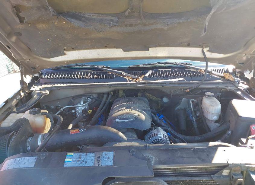 Photo 10 of 2003 Chevrolet Silverado 2500HD LS (VIN 1GCHK29U33E332584)