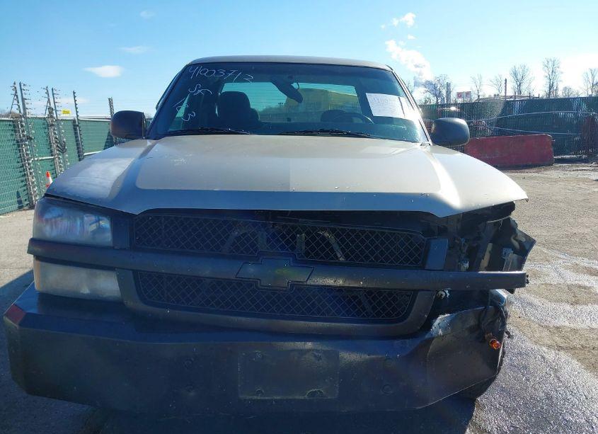 Photo 12 of 2003 Chevrolet Silverado 2500HD LS (VIN 1GCHK29U33E332584)