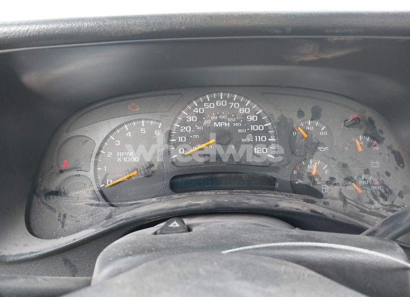 Photo 7 of 2005 Chevrolet Silverado 2500HD WORK TRUCK (VIN 1GCHK29U35E193320)