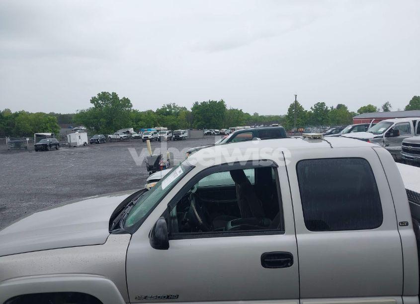 Photo 14 of 2006 Chevrolet Silverado 2500HD LT2 (VIN 1GCHK29U36E249466)