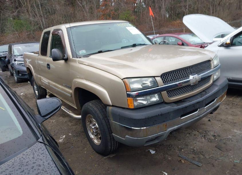 2004 Chevrolet Silverado 2500HD LS (VIN 1GCHK29U44E146585) main photo