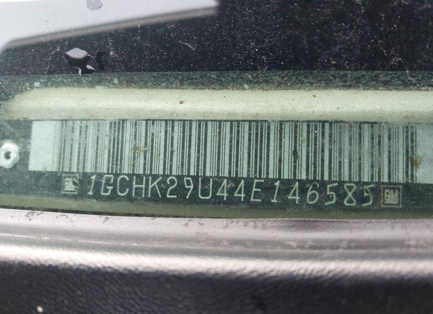 Photo 9 of 2004 Chevrolet Silverado 2500HD LS (VIN 1GCHK29U44E146585)