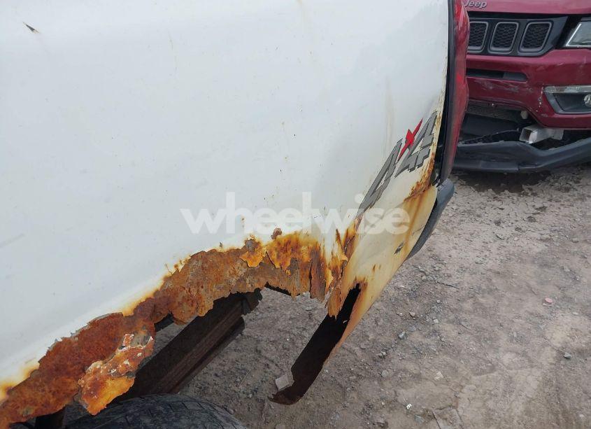 Photo 18 of 2005 Chevrolet Silverado 2500HD WORK TRUCK (VIN 1GCHK29U45E193424)