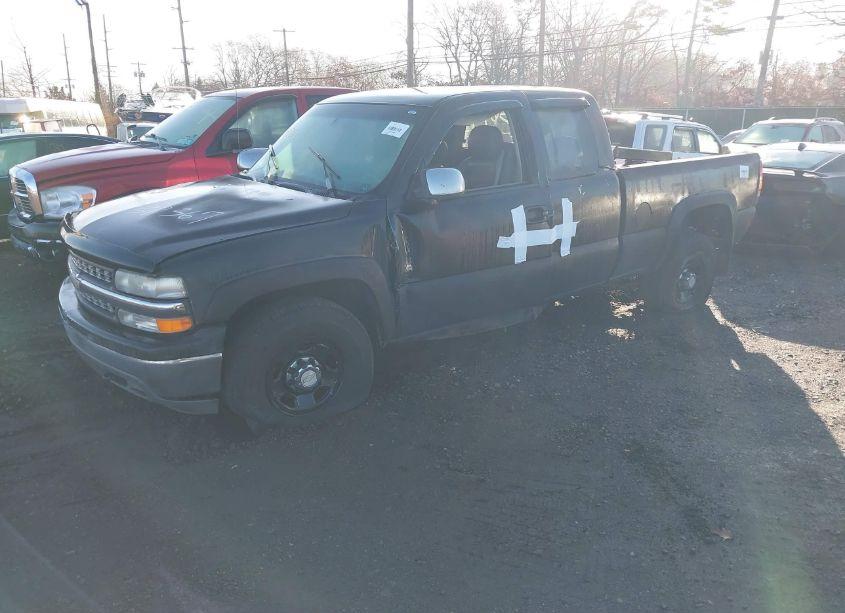 Photo 2 of 2005 Chevrolet Silverado 2500HD LS (VIN 1GCHK29U45E325470)