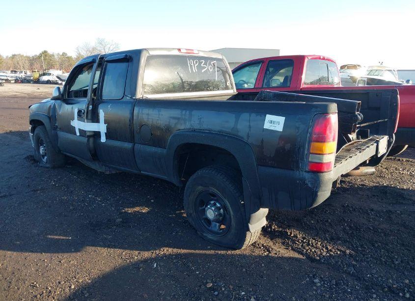 Photo 3 of 2005 Chevrolet Silverado 2500HD LS (VIN 1GCHK29U45E325470)