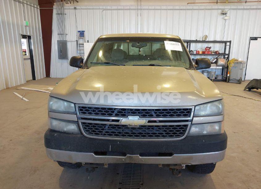 Photo 12 of 2005 Chevrolet Silverado 2500HD LS (VIN 1GCHK29U55E249709)