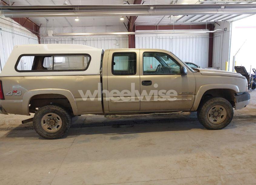 Photo 13 of 2005 Chevrolet Silverado 2500HD LS (VIN 1GCHK29U55E249709)