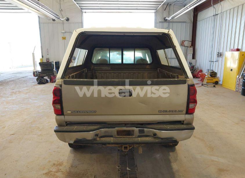 Photo 16 of 2005 Chevrolet Silverado 2500HD LS (VIN 1GCHK29U55E249709)