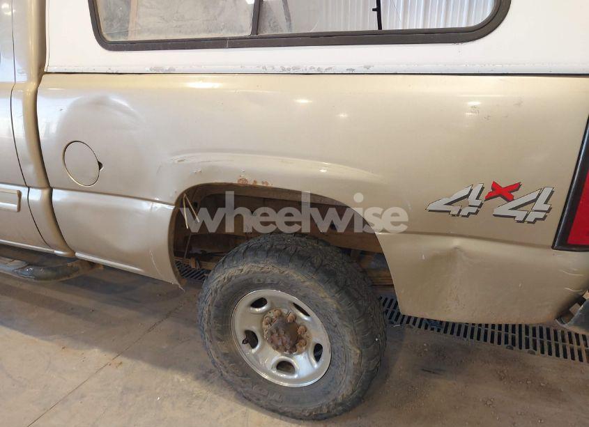 Photo 6 of 2005 Chevrolet Silverado 2500HD LS (VIN 1GCHK29U55E249709)