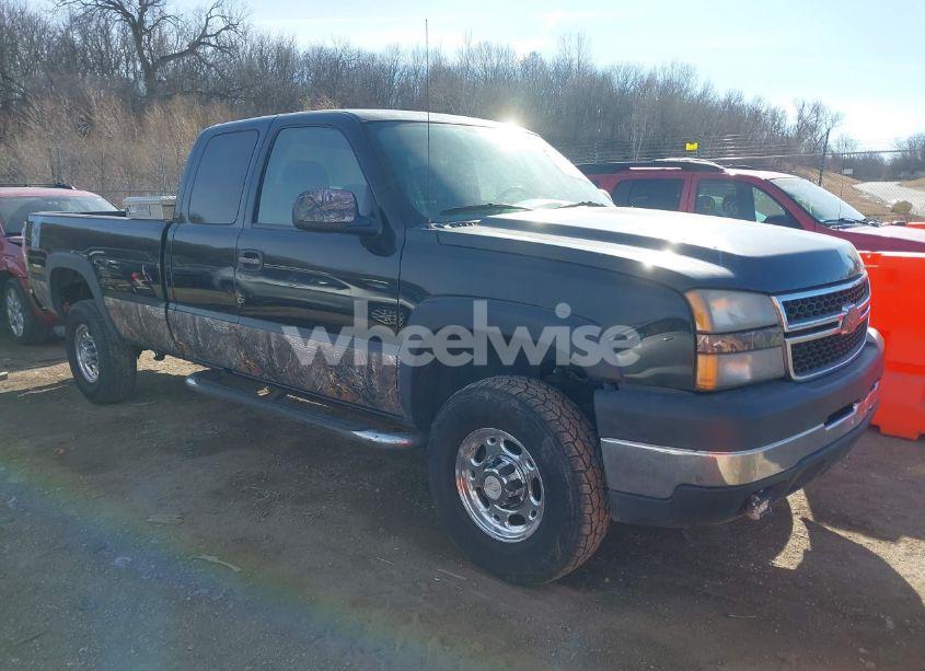 2006 Chevrolet Silverado 2500HD LT1 (VIN 1GCHK29U56E249162) main photo