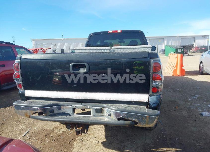 Photo 15 of 2006 Chevrolet Silverado 2500HD LT1 (VIN 1GCHK29U56E249162)